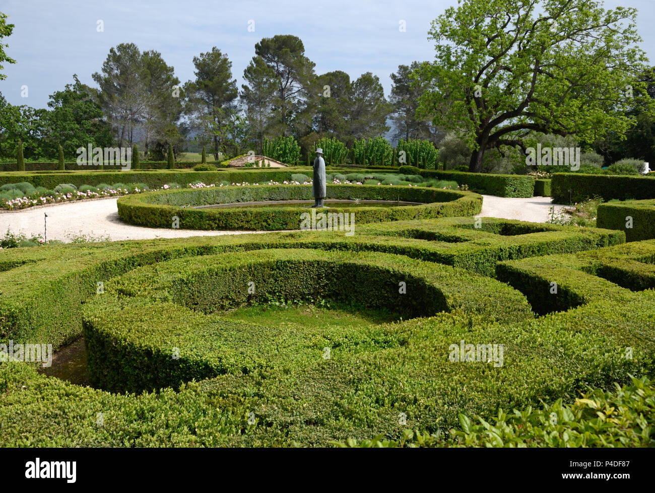 Abgeschnitten Buchsbaum Hecken oder formgehölze in der formellen französischen Garten im Château Sainte Roseline Arc-sur-Argens Var Provence Frankreich Stockfoto