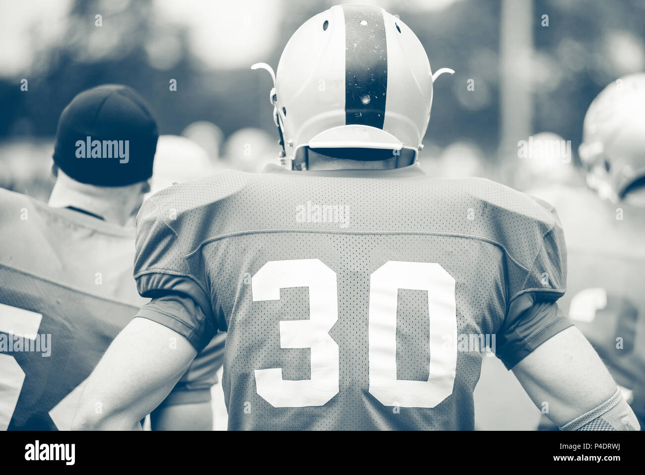 Duo getonten Bild eines American Football Player in Aktion Stockfoto
