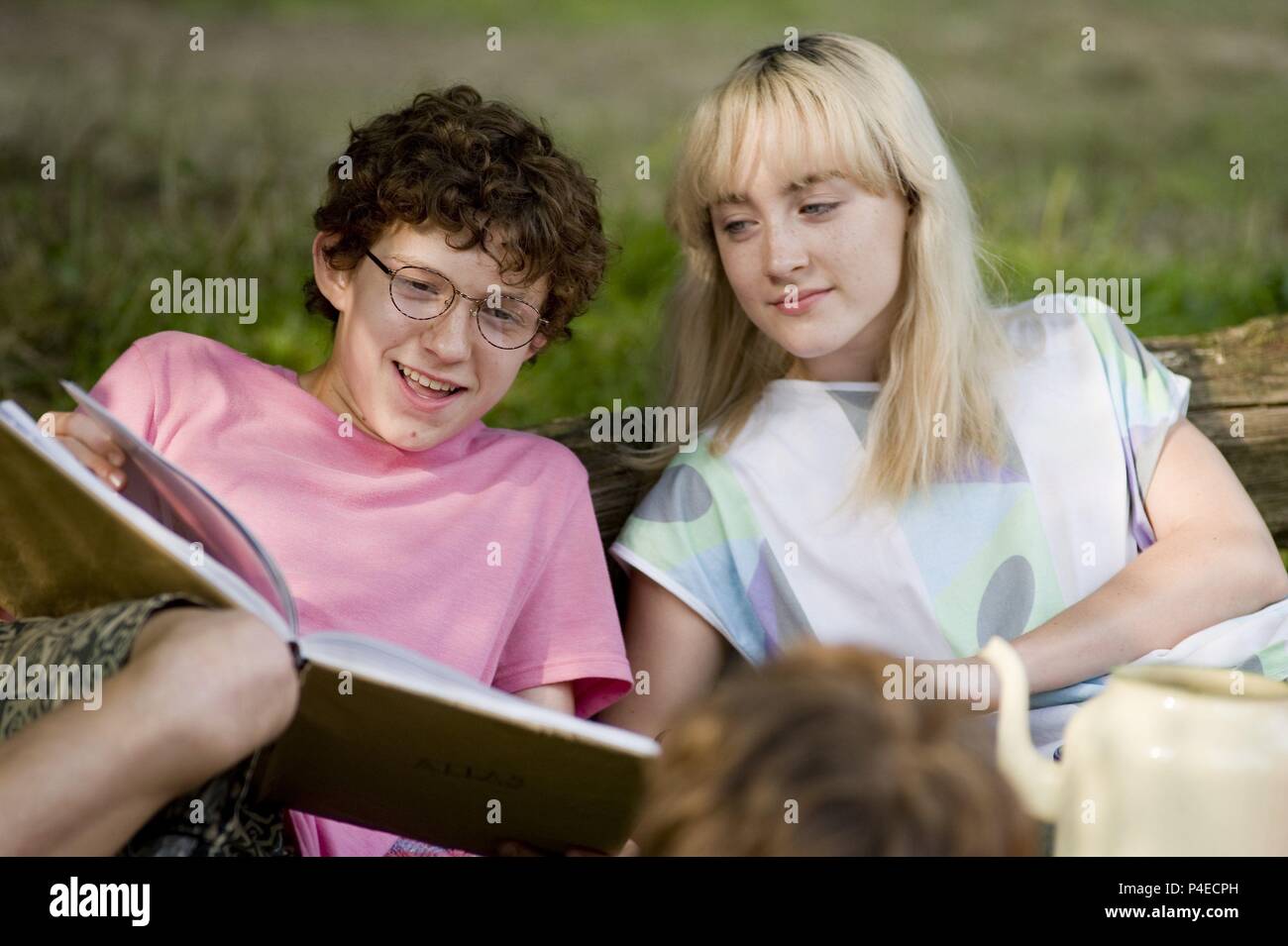 Original Film Titel So Lebe Ich Jetzt Englischer Titel So Lebe Ich Jetzt Regisseur Kevin Macdonald Jahr 2013 Stars Tom Holland Saoirse Ronan Credit Cowboy Filme Album Stockfotografie Alamy