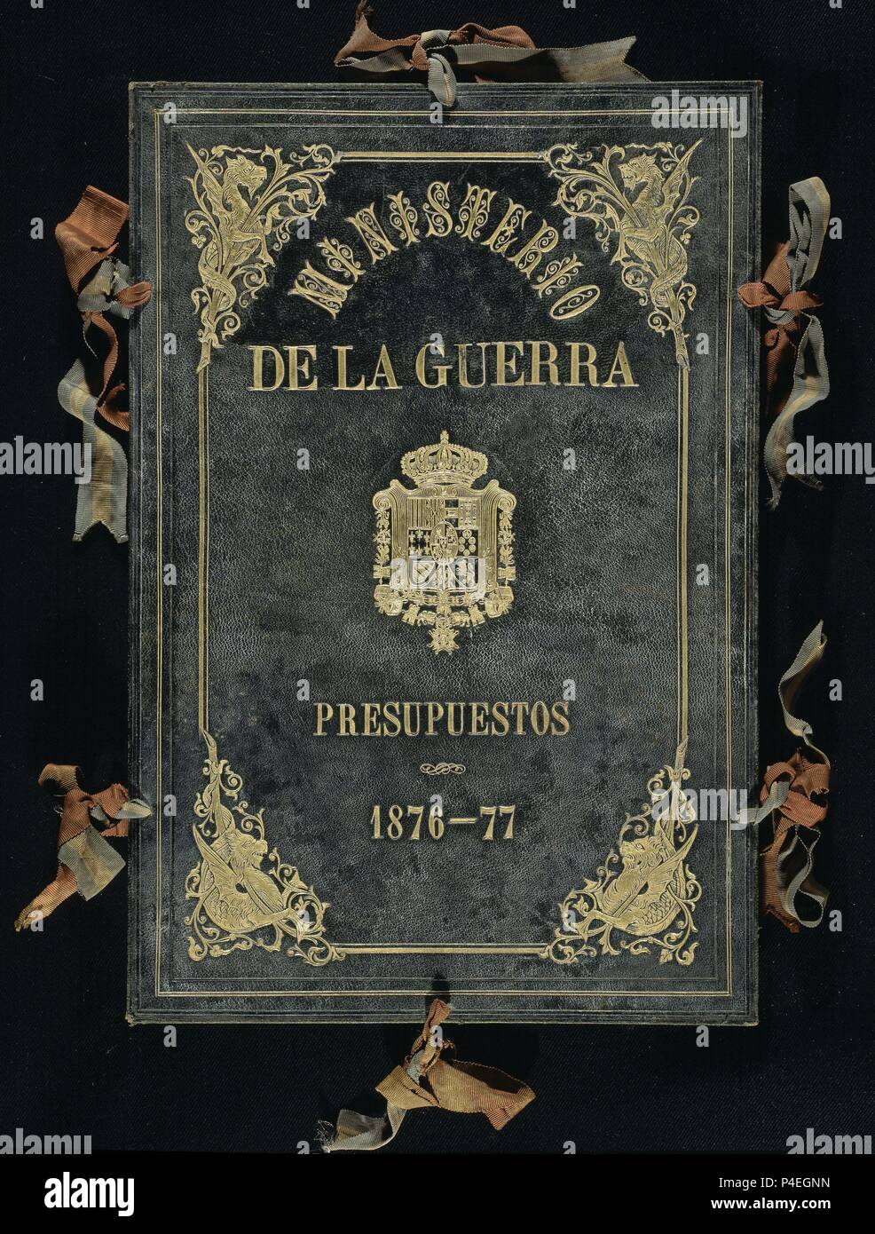 MINISTERIO DE LA GUERRA - PRESUPUESTOS 1876-1877 - CARPETA. Lage: CONGRESO DE LOS DIPUTADOS - BIBLIOTECA, MADRID, SPANIEN. Stockfoto