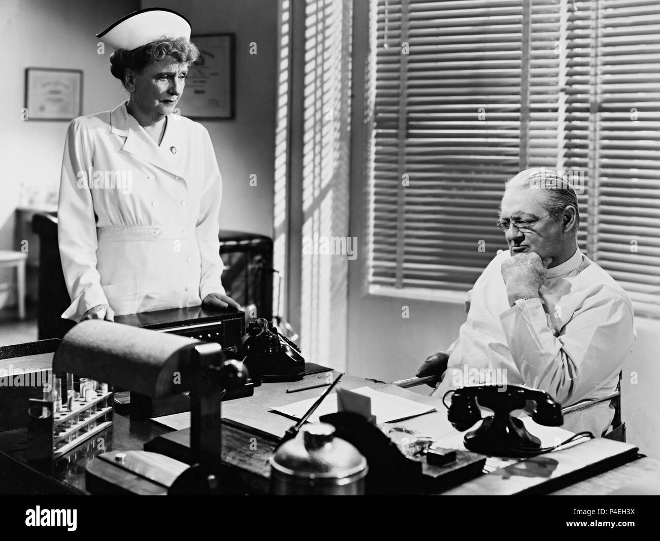 Original Filmtitel: DARK ILLUSION. Englischer Titel: dunkle Wahn. Regisseur: WILLIS GOLDBECK. Jahr: 1947. Stars: LIONEL BARRYMORE. Credit: M.G.M/Album Stockfoto