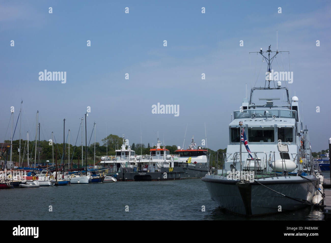 Archer Class Patrol Schiff HMS Dasher P280 neben in Lowestoft, Großbritannien Stockfoto