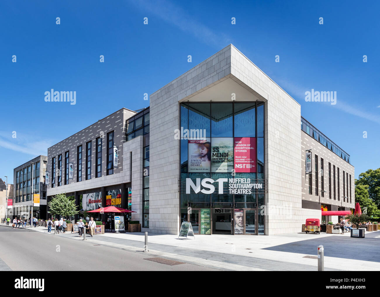 Nuffield Southampton Theater und John Hansard Gallery, im kulturellen Viertel, Guildhall Square, Southampton, Hampshire, Großbritannien Stockfoto