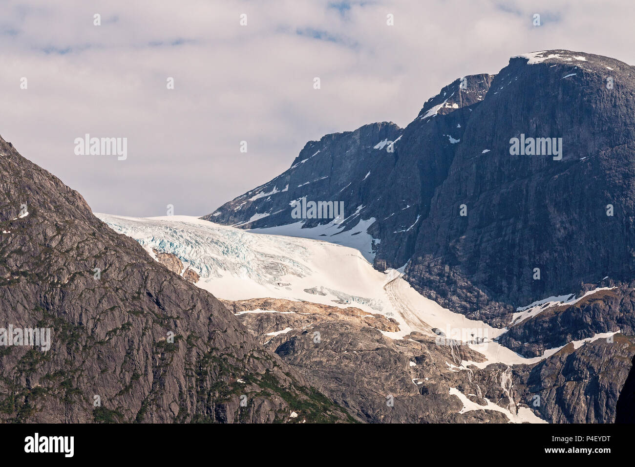 Bødalsbreen, Stryn, Norwegen Schuß von Lodalen, der eisfall deutlich sichtbar. Ein Zweig der Jostedalsbreen der größte Gletscher Europas. Stockfoto
