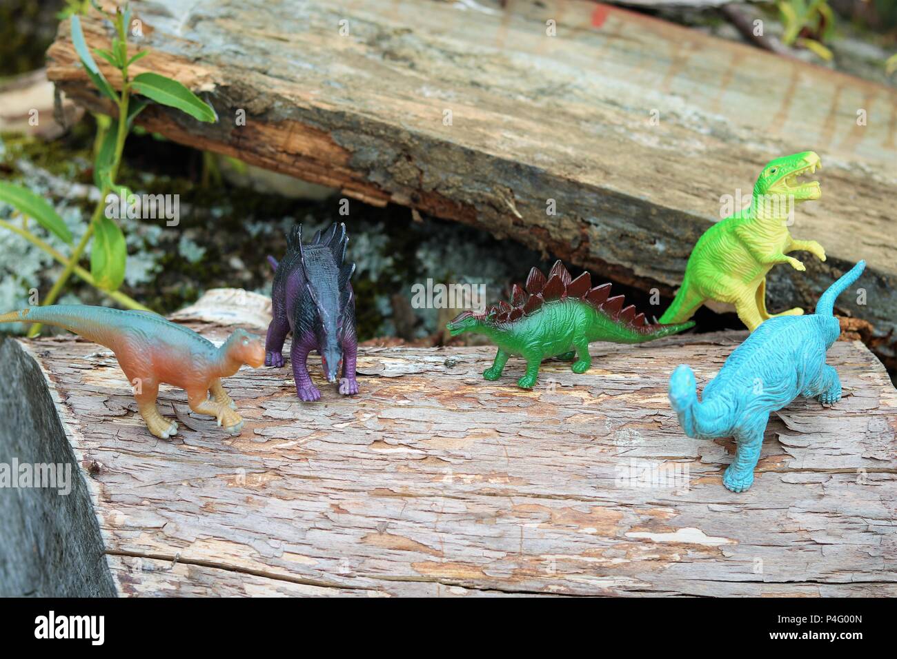 Kunststoff Spielzeug Dinosaurier-News Konzept Stockfoto