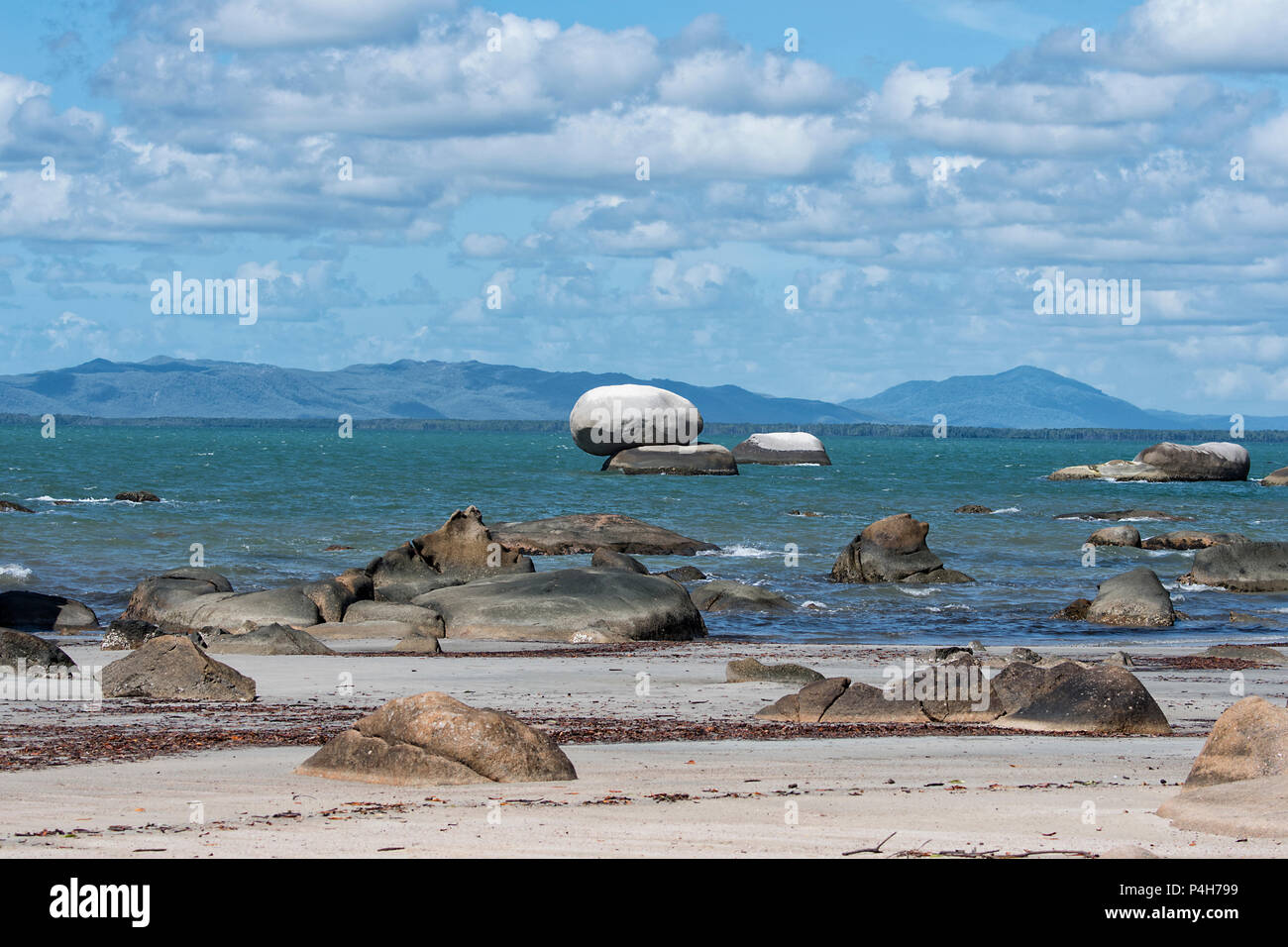 Malerischer Blick auf Quintell Strand, Lockhart River, Cape York Halbinsel, Iron Range National Park, Kutini-Payamu, Far North Queensland, Queensland, Australien Stockfoto