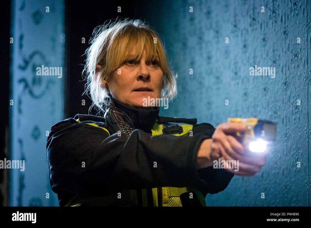 Original Film Titel: Happy Valley. Englischer Titel: Happy Valley. Regisseur: SALLY WAINWRIGHT. Jahr: 2014. Stars: Sarah Lancashire. Quelle: British Broadcasting Corporation (BBC) / Album Stockfoto