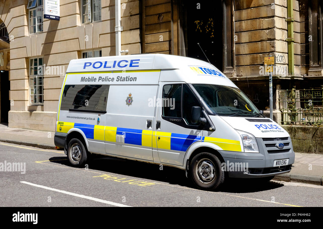 Eine mobile Polizeiwache van in Bristol. Stockfoto