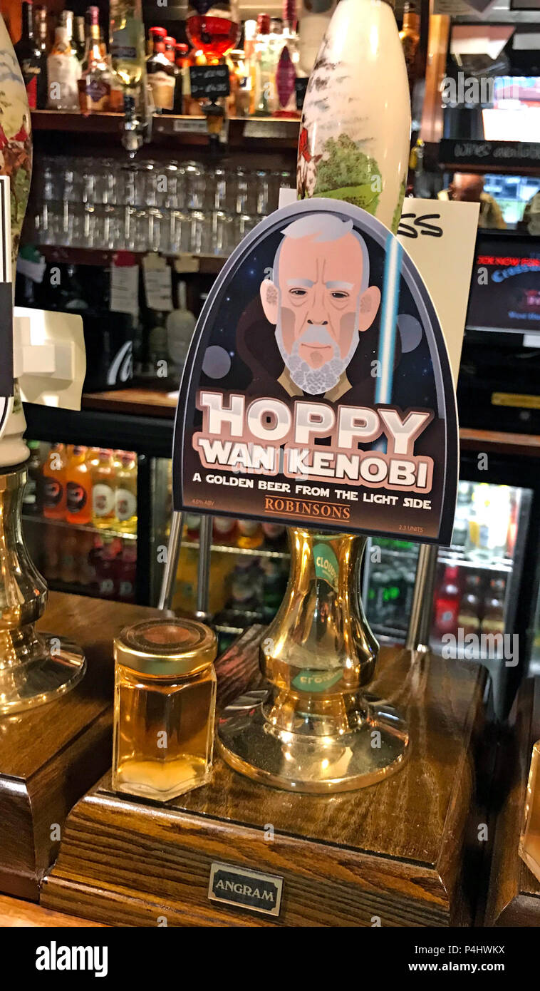 Robinson Hoppy Wan Kenobe ale, Robinsons Brauerei, an einer Bar Pumpe, Highbridge, Somerset, South West England, Großbritannien Stockfoto