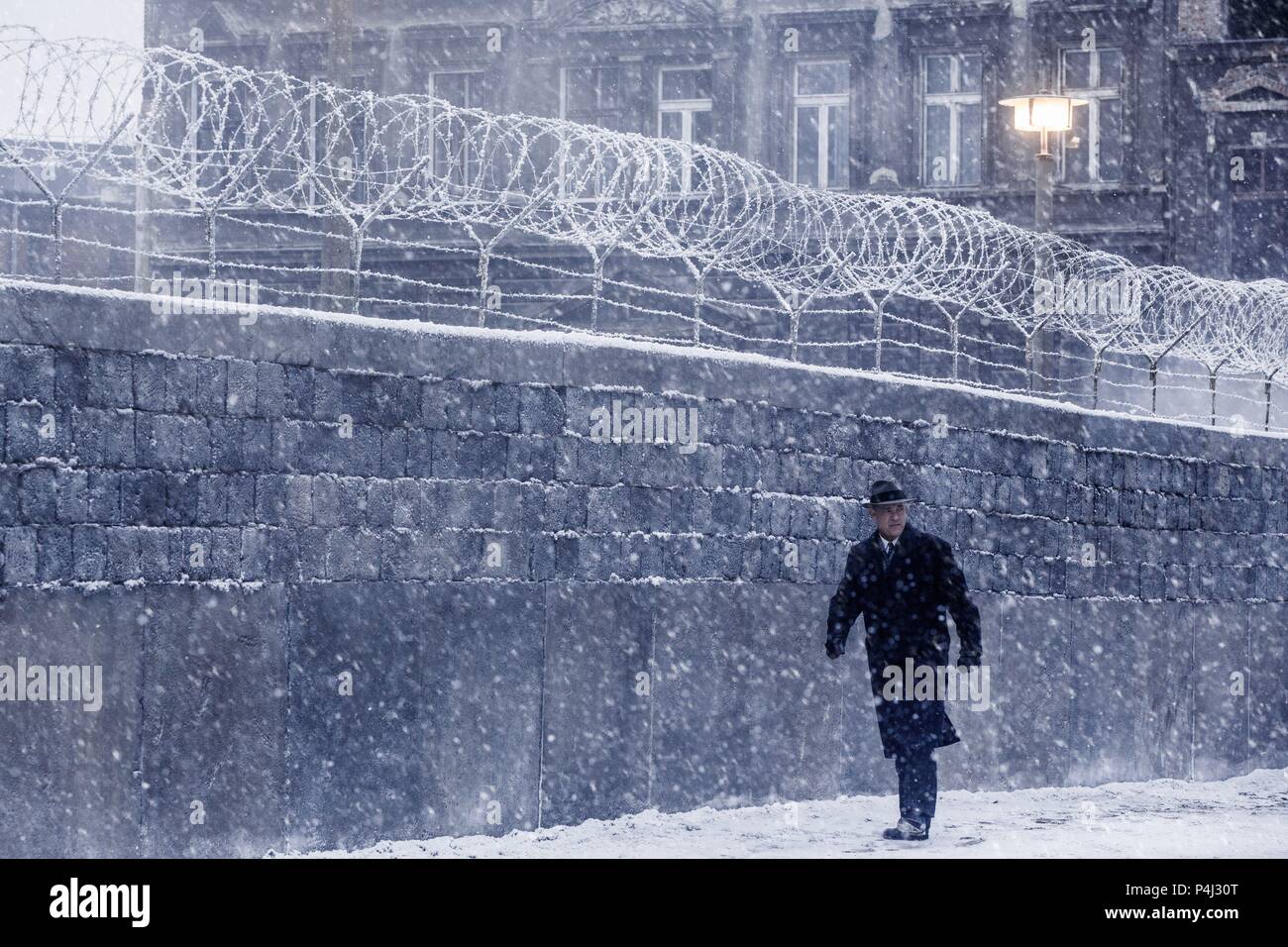 Original Film Titel: Brücke von SPIONEN. Englischer Titel: Brücke von SPIONEN. Regisseur: Steven Spielberg. Jahr: 2015. Stars: Tom Hanks. Quelle: Dreamworks SKG/MARC PLATT PRODUKTIONEN/PATICIPANT MEDIA/Album Stockfoto