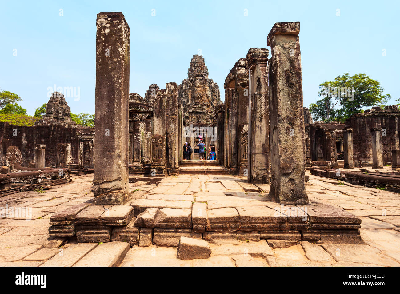 Bayon ist ein bekannter Khmer Tempel in Angkor in Kambodscha Stockfoto