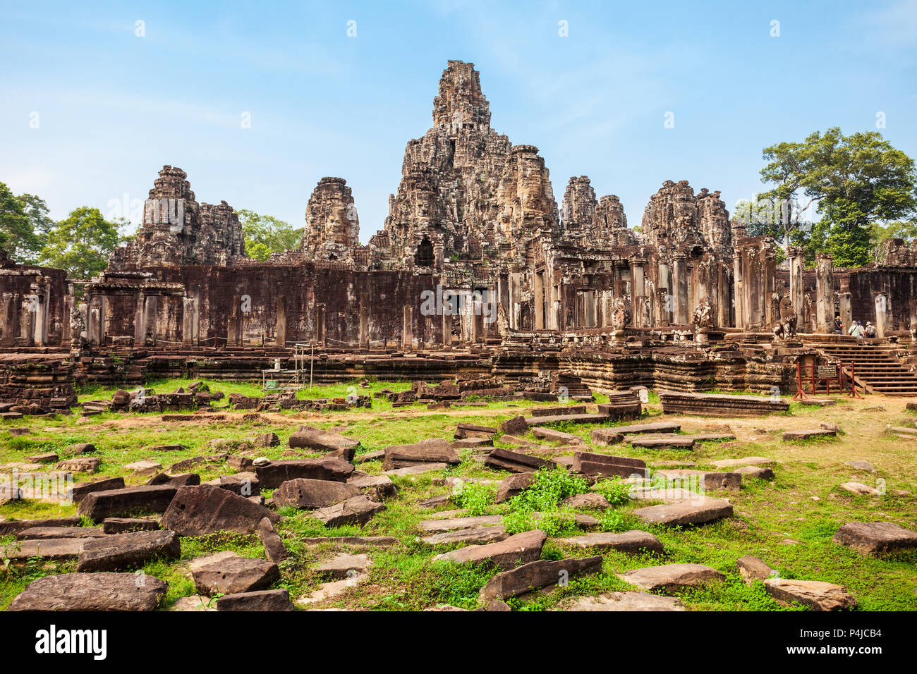 Bayon ist ein bekannter Khmer Tempel in Angkor in Kambodscha Stockfoto