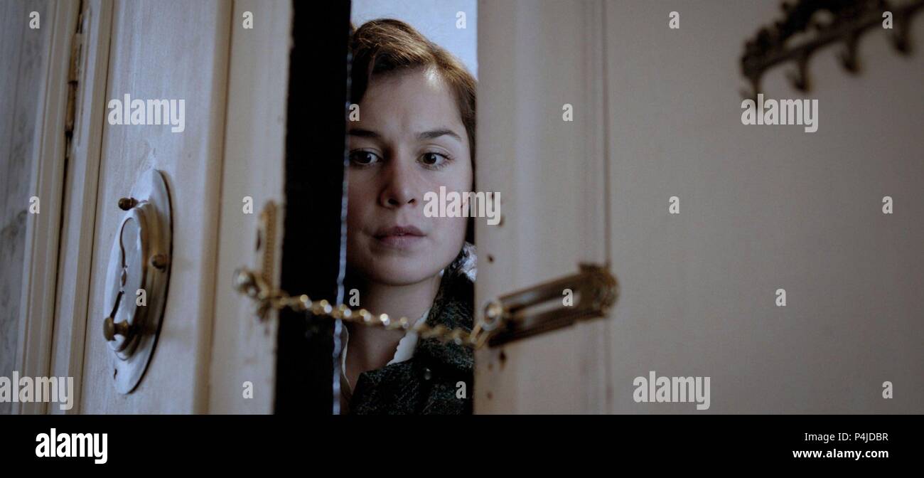 Original Film Titel: MUSARAÑAS. Englischer Titel: MUSARAÑAS. Regisseur: ESTEBAN ROEL; JUANFER ANDRES. Jahr: 2014. Stars: NADIA DE SANTIAGO. Quelle: LA FERME PROD/NADIE ES PERFECTO/POKEEPSIE FILME/Album Stockfoto