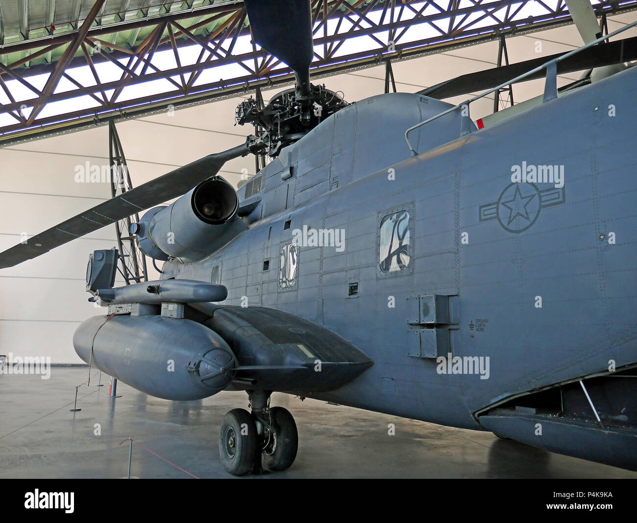 Sep - 30 2016 RAF Cosford, Royal Air Force Museum, Großbritannien. Die Sikorsky HH-53C tallion' Helikopter umgewandelt in MH-53J PAVE System. Stockfoto