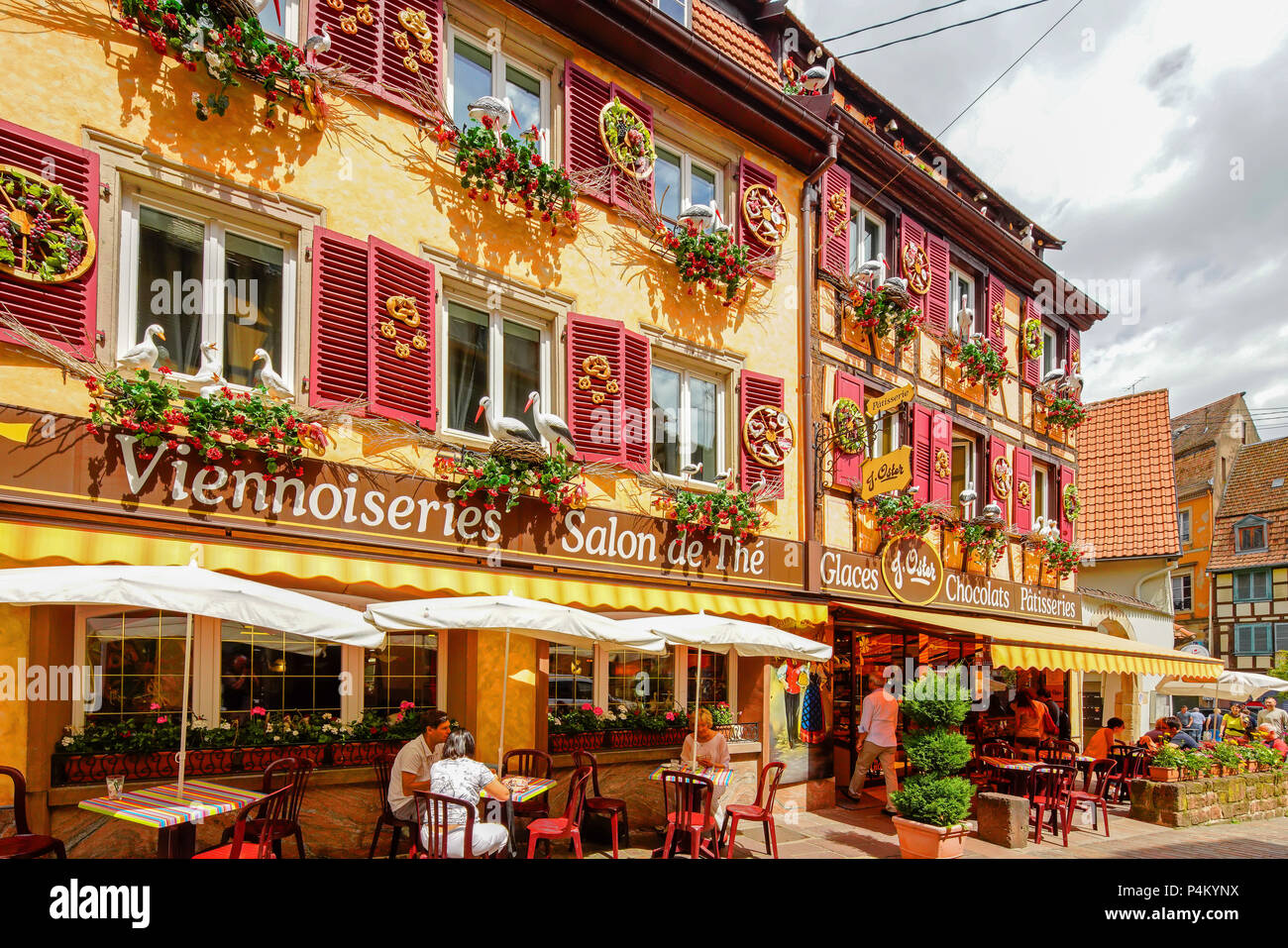 Blick auf Pastesserie J. Oster in Barr, Elsass, Frankreich. Stockfoto