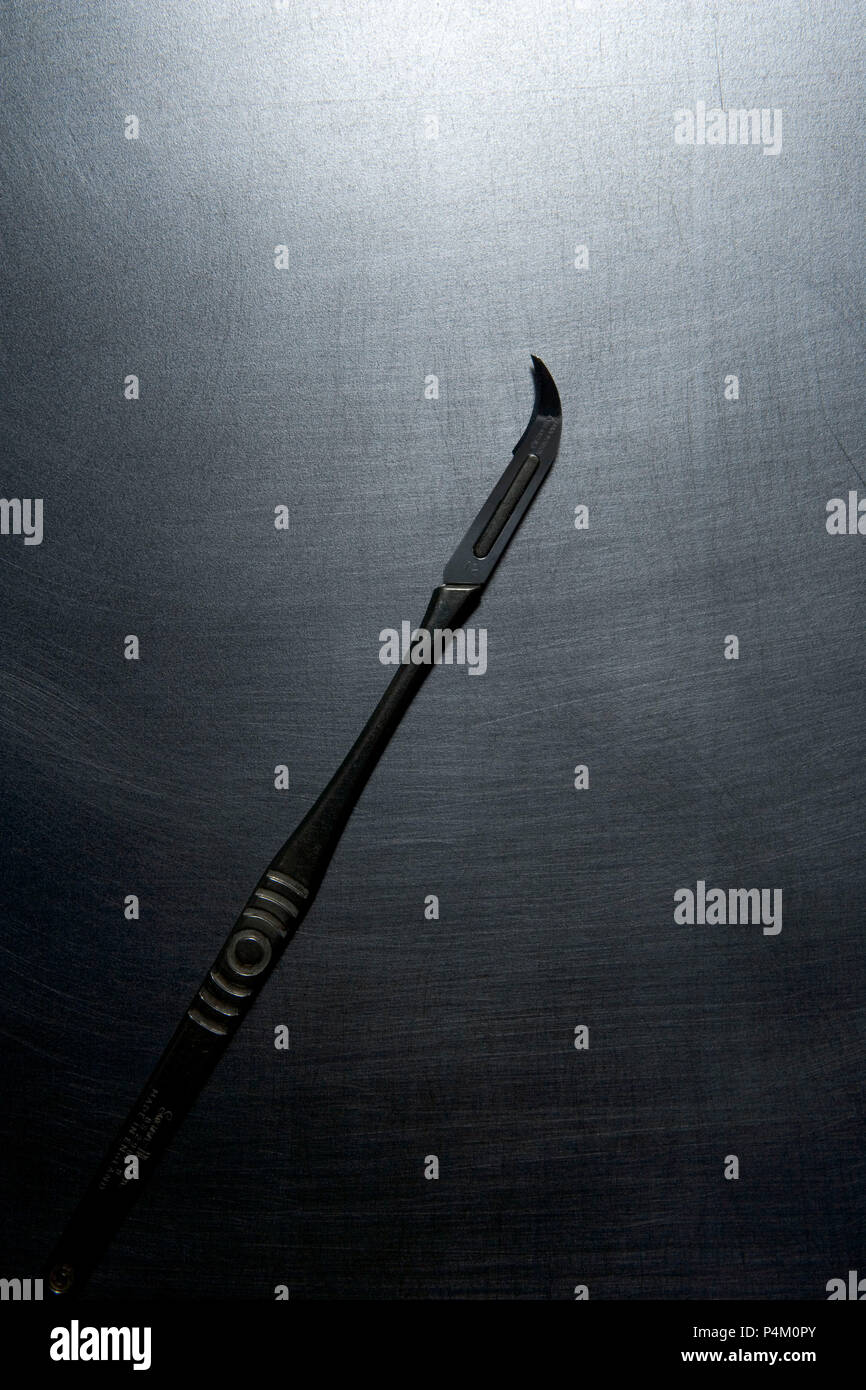 Chirurgische Instrument auf Edelstahl. Reserven für Text Stockfoto