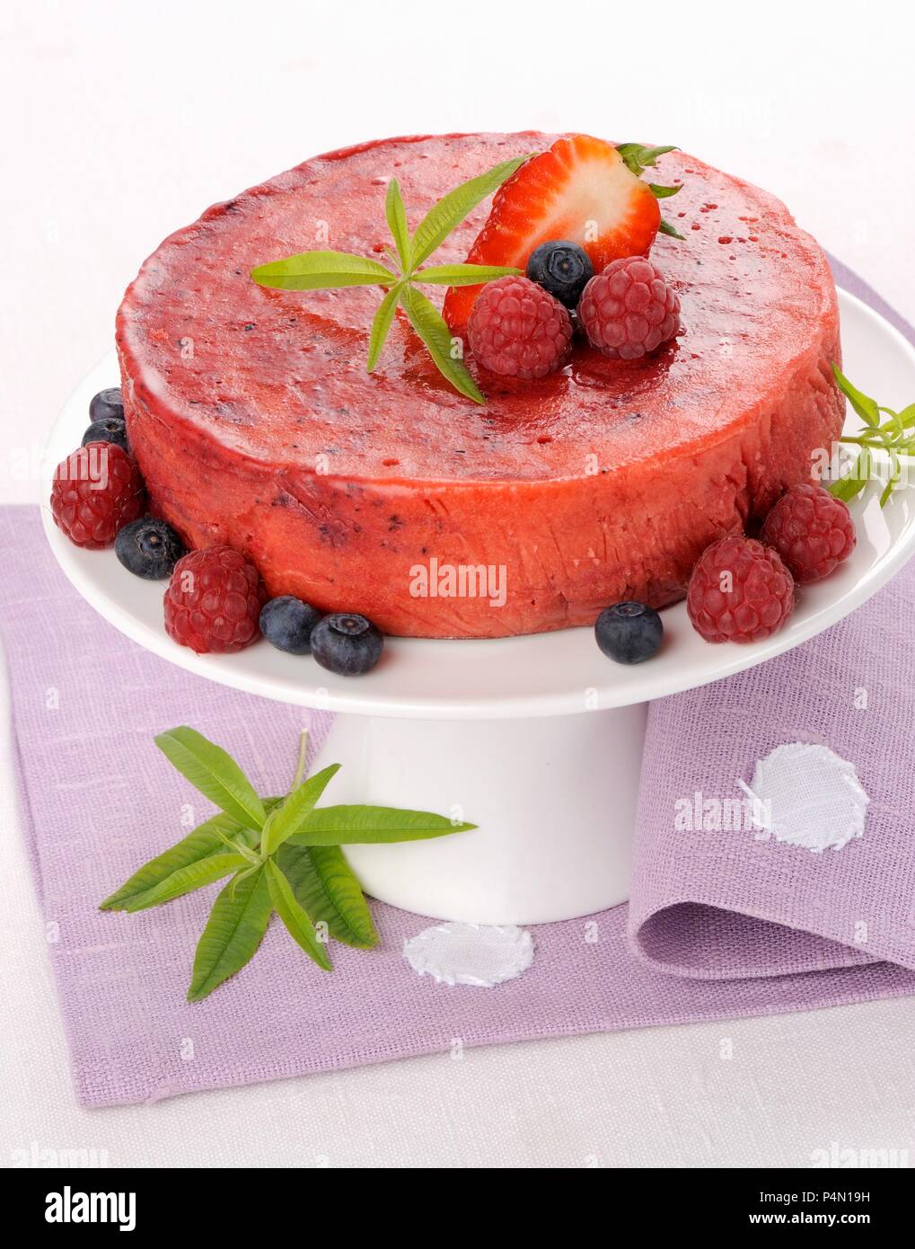 Kalte berry Kuchen Stockfoto