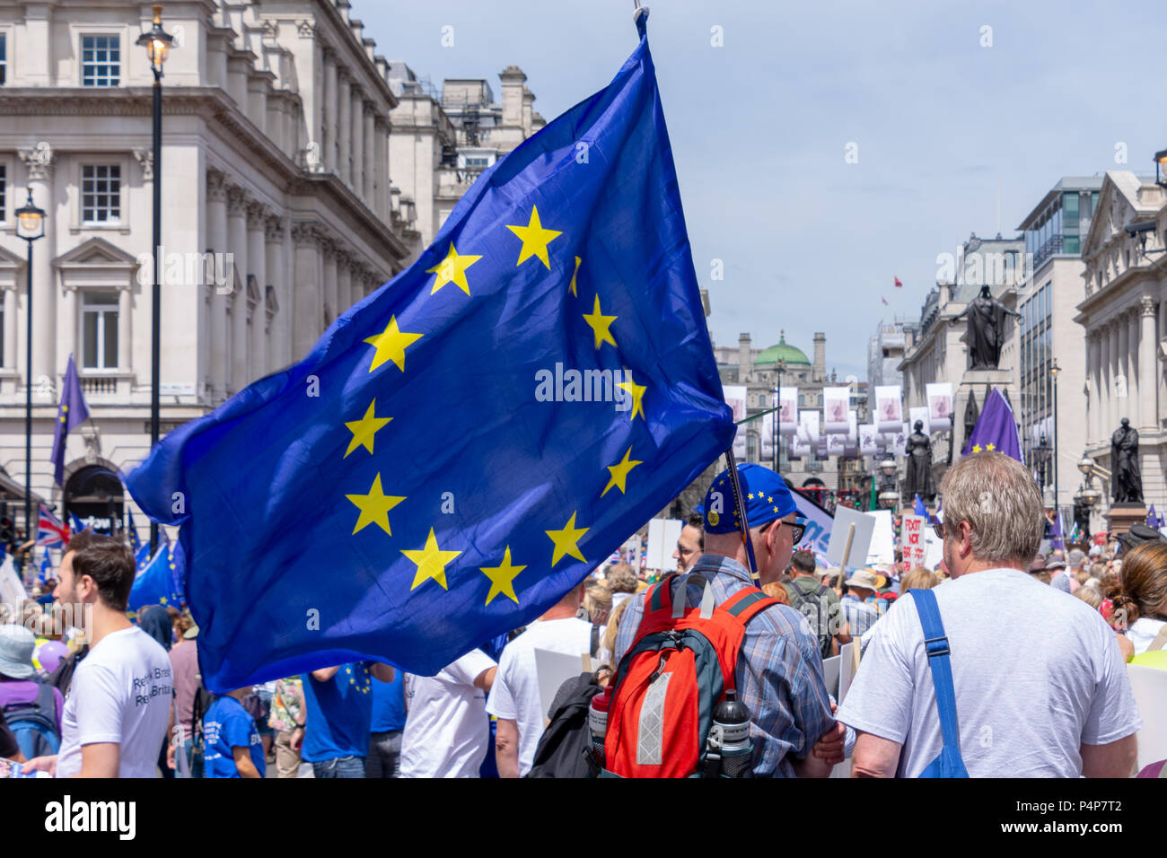 London, Großbritannien. 23 Jun, 2018: Demonstranten nehmen an der Abstimmung März in London für eine sinnvolle Abstimmung über die endgültige Brexit Abkommen zwischen der britischen Regierung und der Europäischen Union statt. Credit: Bradley Smith/Alamy Leben Nachrichten. Stockfoto