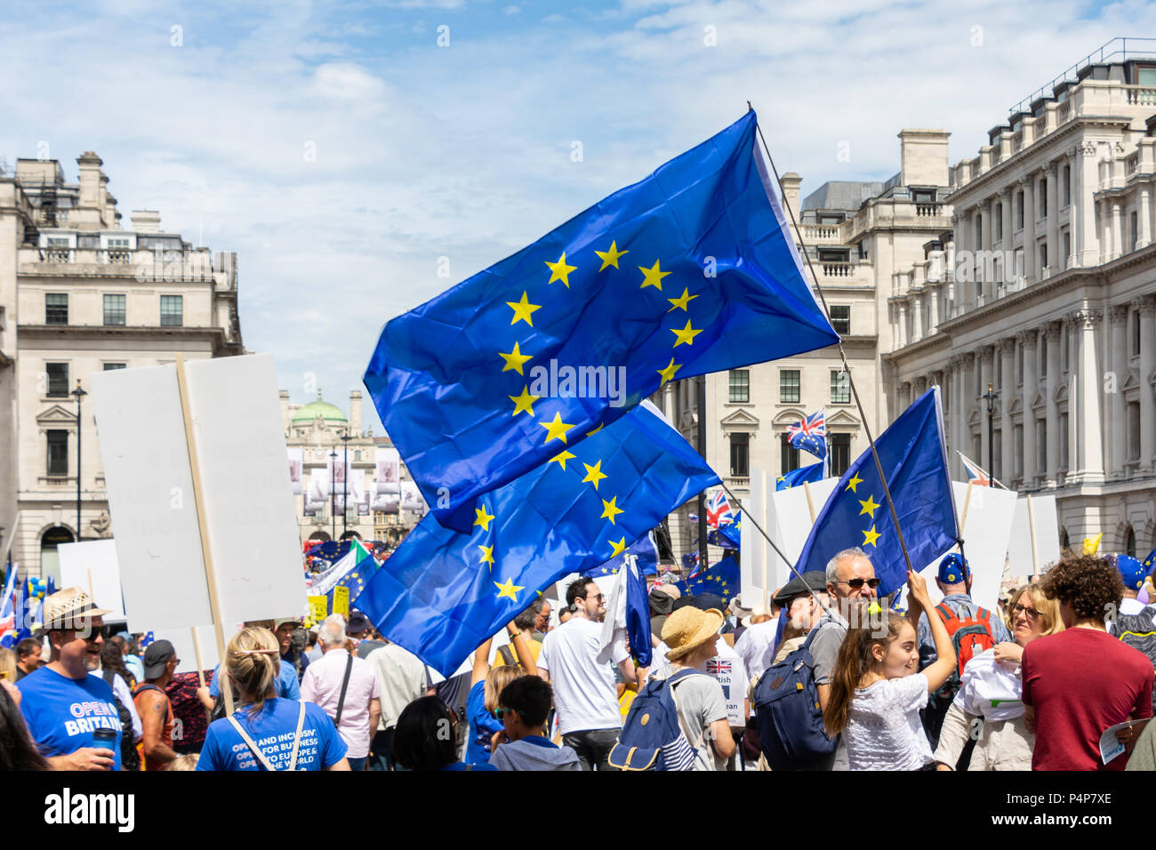 London, Großbritannien. 23 Jun, 2018: Demonstranten nehmen an der Abstimmung März in London für eine sinnvolle Abstimmung über die endgültige Brexit Abkommen zwischen der britischen Regierung und der Europäischen Union statt. Credit: Bradley Smith/Alamy Leben Nachrichten. Stockfoto London, Großbritannien. 23 Jun, 2018: Demonstranten nehmen an der Abstimmung März in London für eine sinnvolle Abstimmung über die endgültige Brexit Abkommen zwischen der britischen Regierung und der Europäischen Union statt. Credit: Bradley Smith/Alamy Leben Nachrichten. Stockfoto