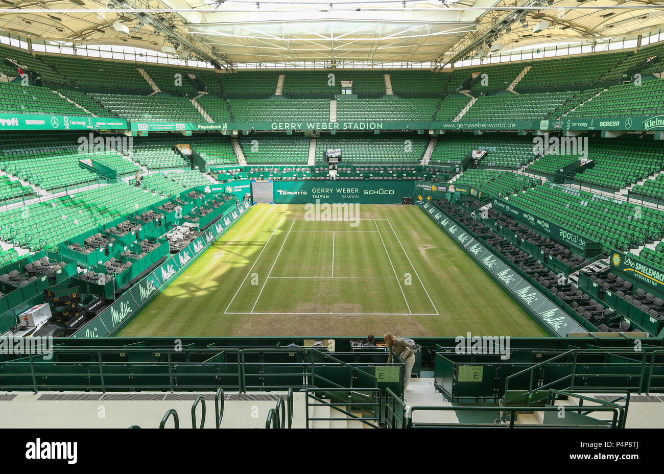 Halle Deutschland 23 Juni 2018 Tennis Atp Tour Singles Manner Halbfinale Die Leere Gerry Weber Stadion Vor Dem Spiel Zwischen Kudla Federer Aus Der Schweiz Und Aus Den Usa Credit Friso Gentsch Dpa Alamy Leben