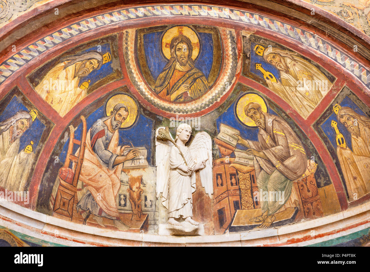 PARMA, Italien - 16. April 2018: Das Fresko Jesus Christus und Evangelisten St. Lukas und Johannes in der taufkapelle von 14 - 15. Stockfoto