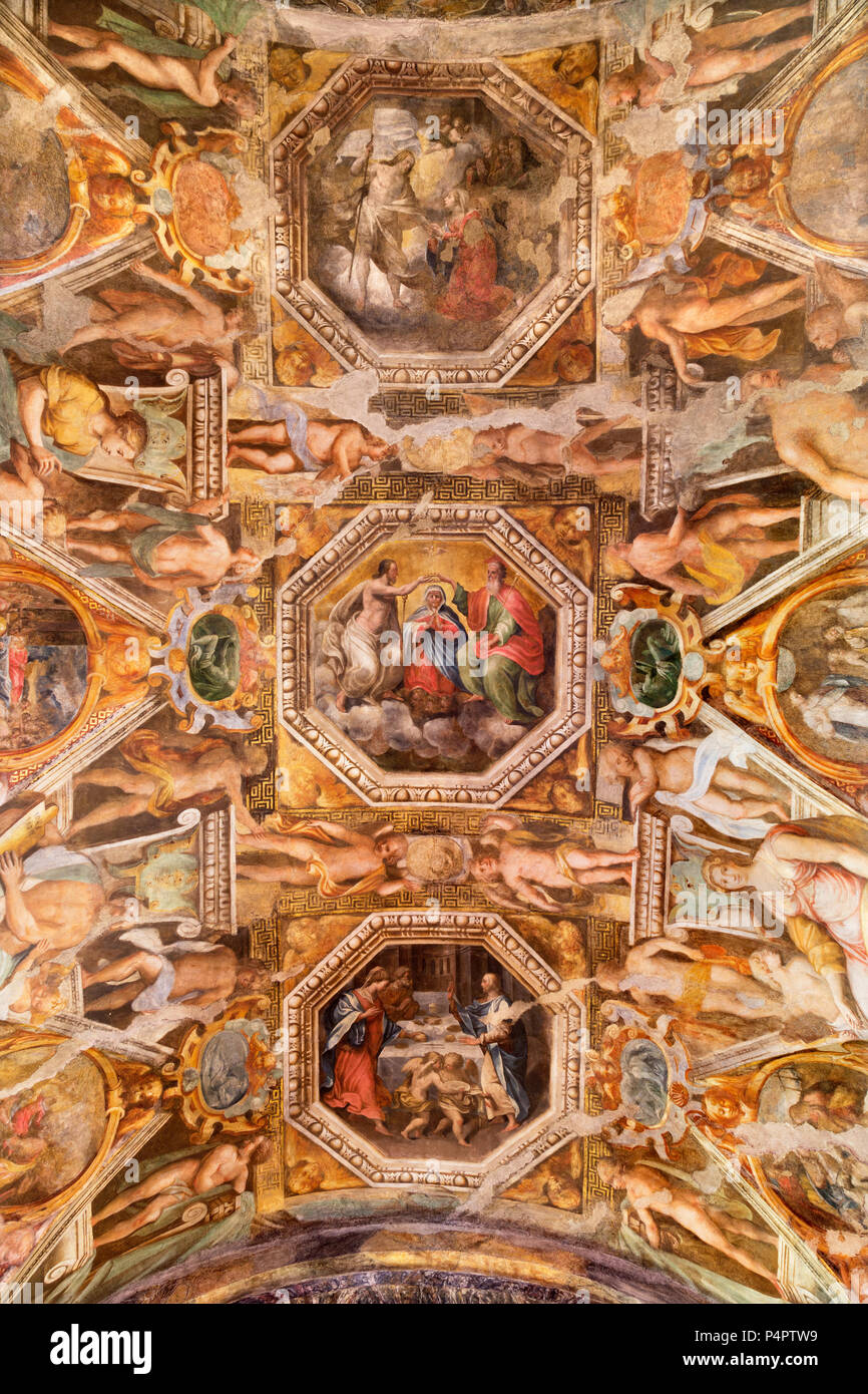 PARMA, Italien - 17 April, 2018: Das Fresko an der Decke der Kirche Chiesa di Santa Maria degli Angeli von Giovanni Maria Conti Stockfoto