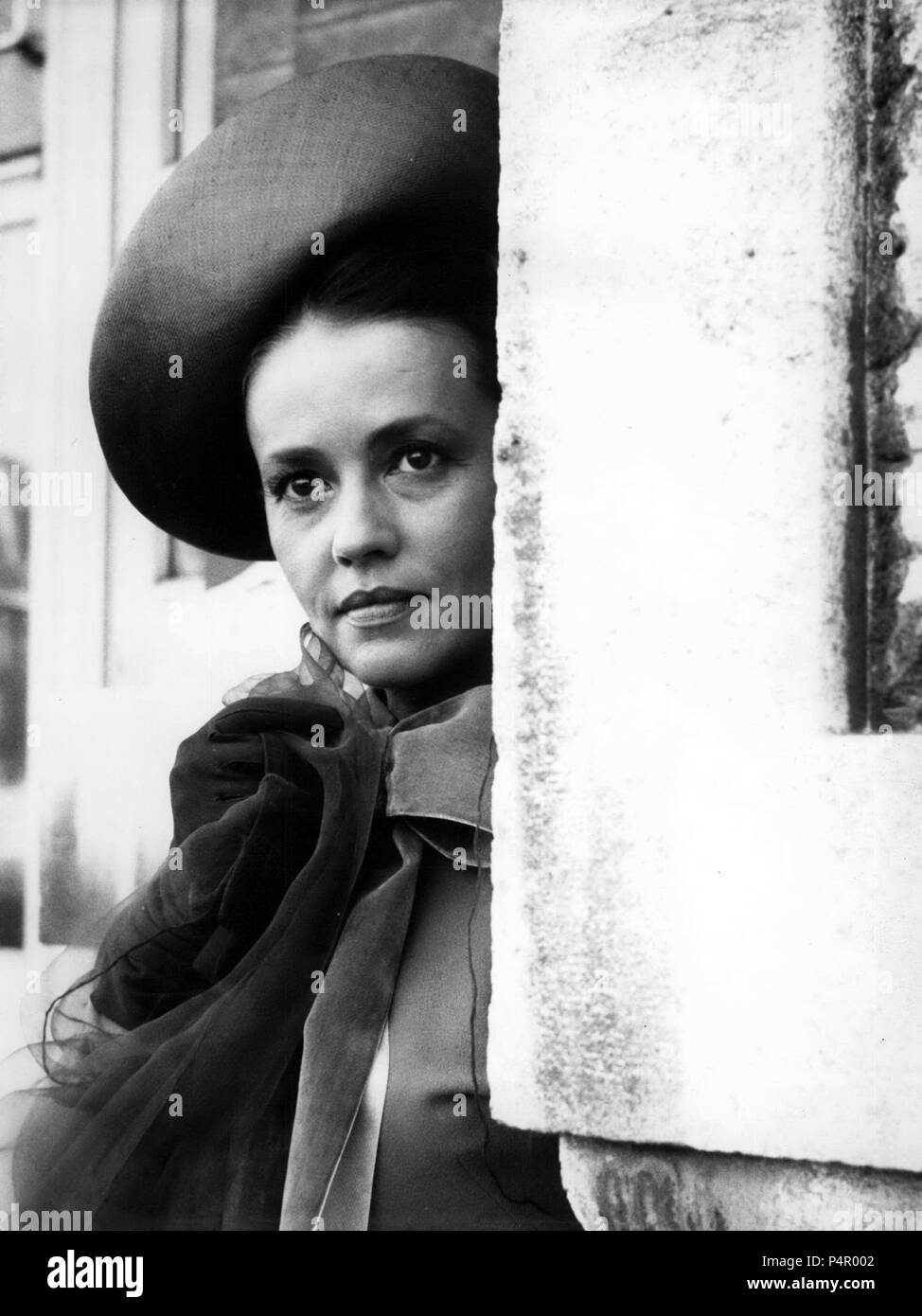 Original Film Titel: Mata Hari, AGENT H-21. Englischer Titel: Mata Hari, AGENT H-21. Regisseur: JEAN-LOUIS RICHARD. Jahr: 1964. Stars: Mata Hari; Jeanne Moreau. Credit: FILMEL/Album Stockfoto