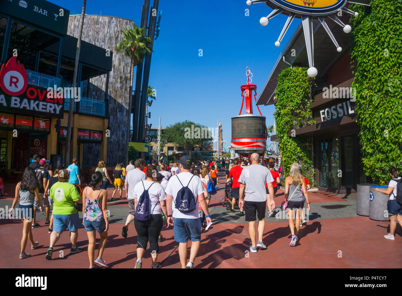 Orlando, USA - 9. Mai 2018: Die Universal City Walk ist der Mall am Eingang der Universal Studios Orlando Stockfoto