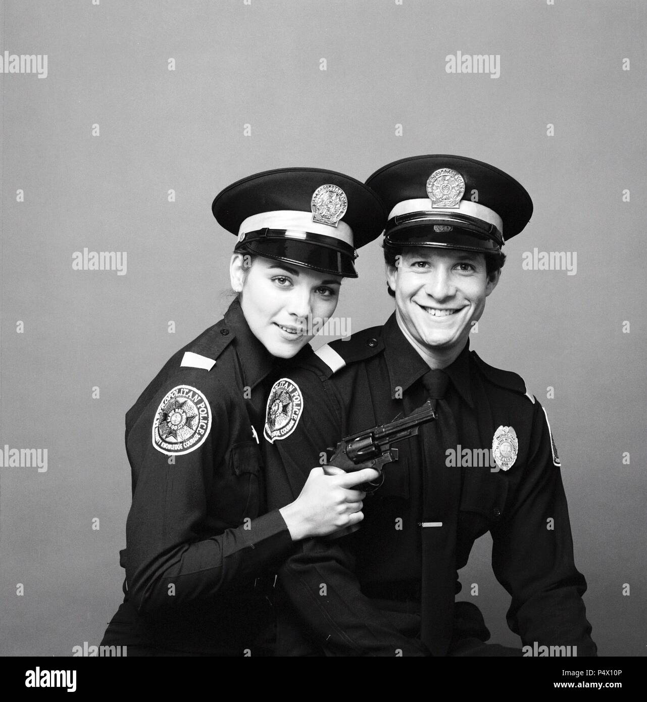 Original Film Titel: POLICE ACADEMY. Englischer Titel: POLICE ACADEMY. Regisseur: HUGH WILSON. Jahr: 1984. Stars: Steve Guttenberg, KIM CATTRALL. Quelle: WARNER BROS. Bilder / Album Stockfoto