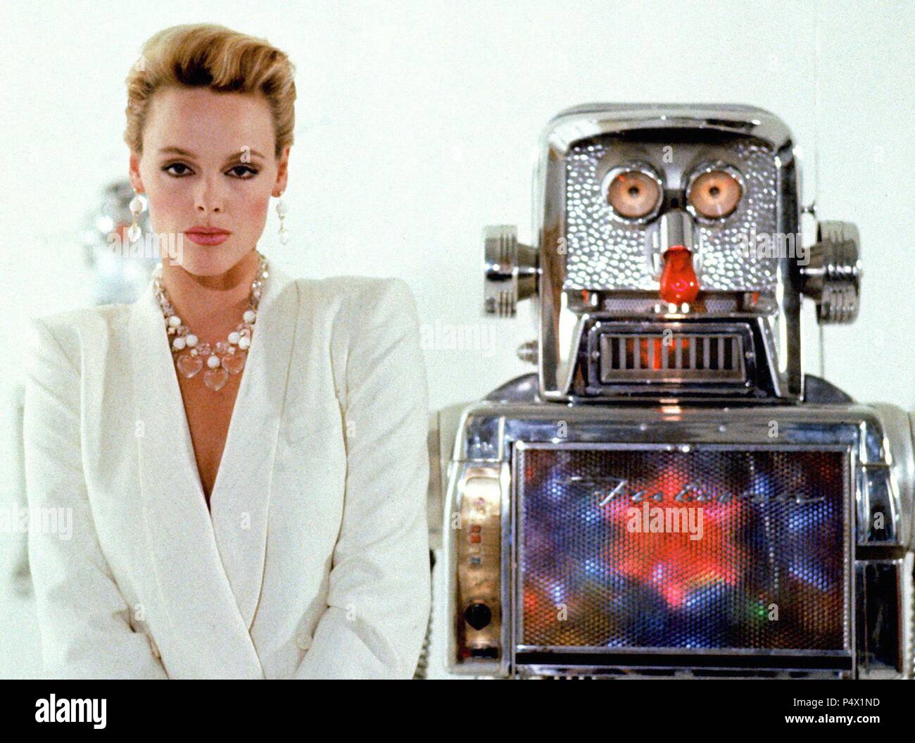 Original Film Titel: COBRA. Englischer Titel: COBRA. Regisseur: George S. COSMATOS. Jahr: 1986. Stars: Brigitte Nielsen. Quelle: WARNER BROTHERS/Album Stockfoto