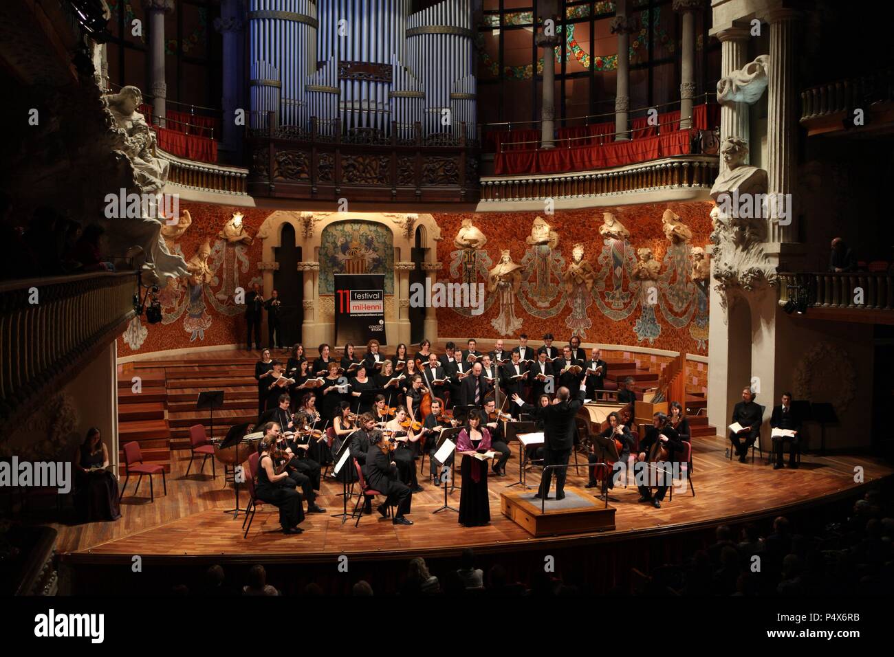 Orfeó Català XI mil. lennicor de cambra de l'Orfeó Català al Palau de la Música Catalana Durante el XI Festival Mil. Lenni. Stockfoto