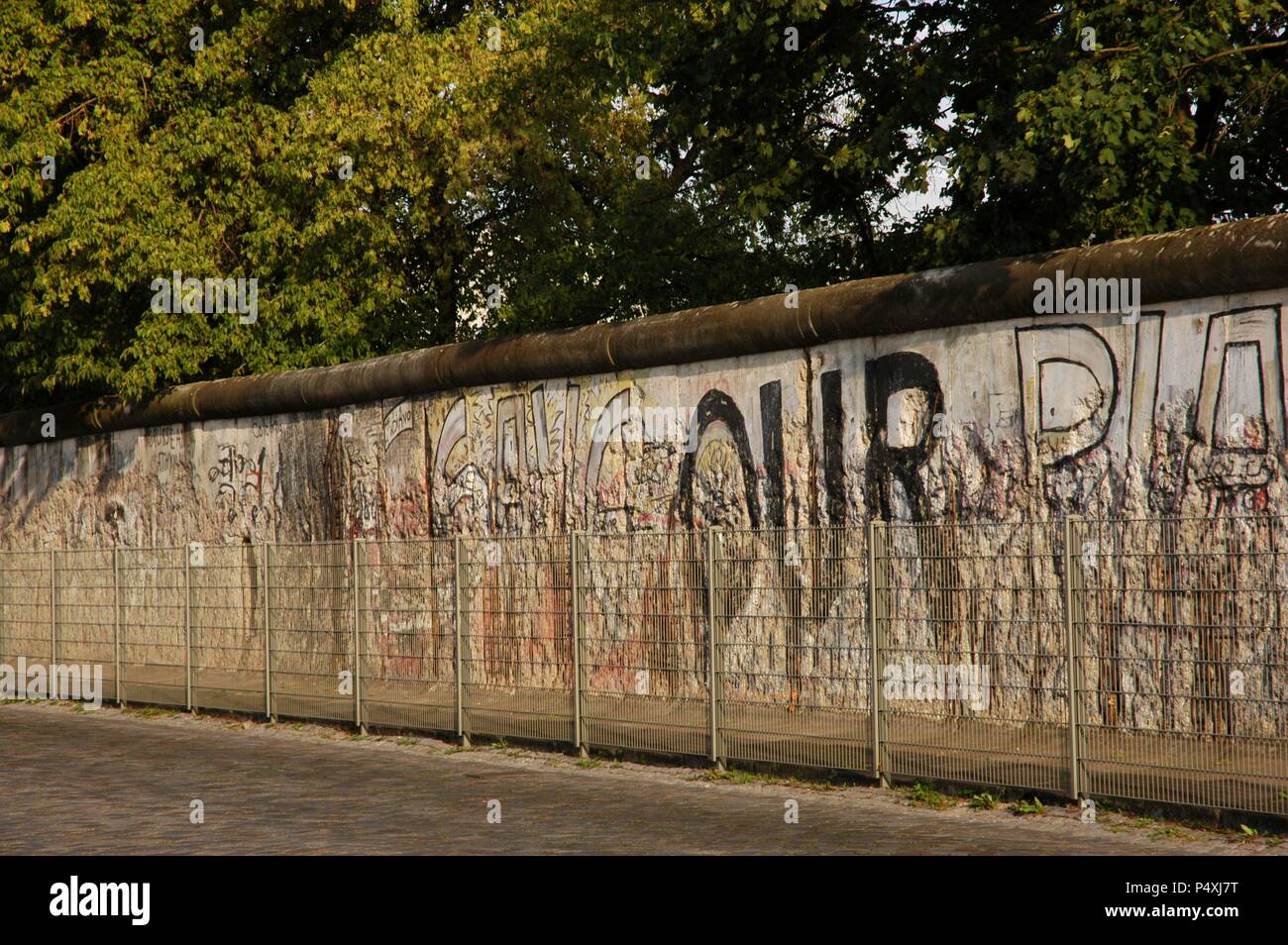 Abschnitt der Berliner Mauer in der Niederkirchner Straße. Berlin. Deutschland. Stockfoto