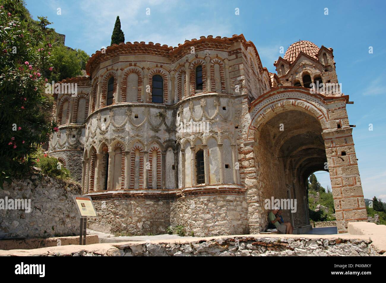 Byzantinische Kunst. Griechenland. Kloster PANTANASSA. Im Jahre 1428 von Giovanni Frangopoulos gegründet. Blick von Außen. MISTRA. Laki Provinz. Region des Peloponnes. Stockfoto