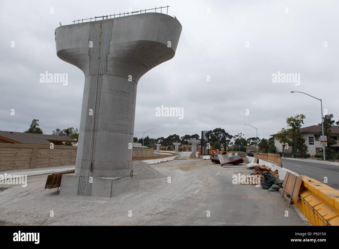 Die Haus-tee Trolley Erweiterung im Bau in San Diego, Kalifornien Universität Zentrum und UCSD Region. Juni 23, 2018. Stockfoto