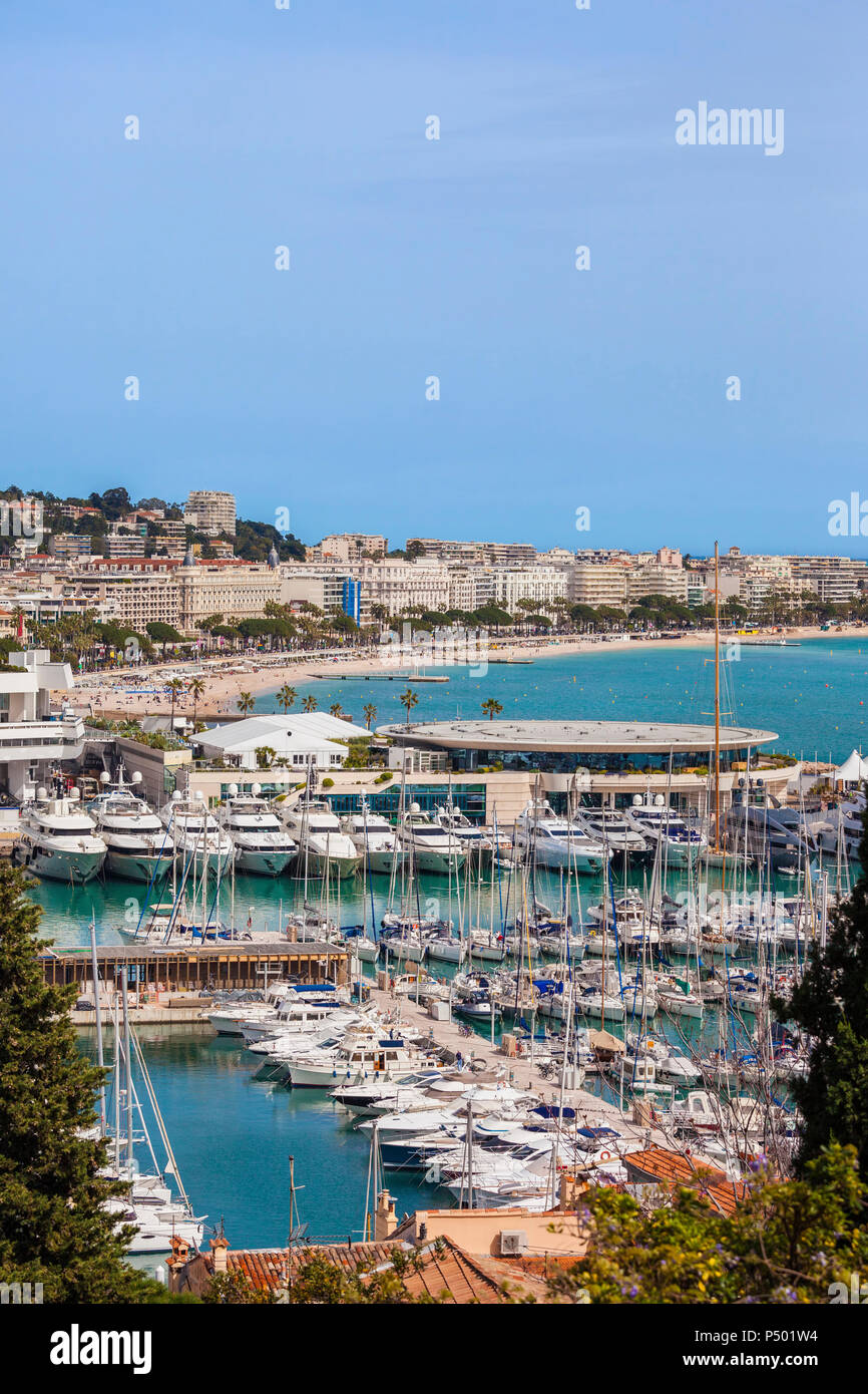 Frankreich, Cannes, Côte d'Azur, Französische Riviera, Aussicht über Port Stockfoto