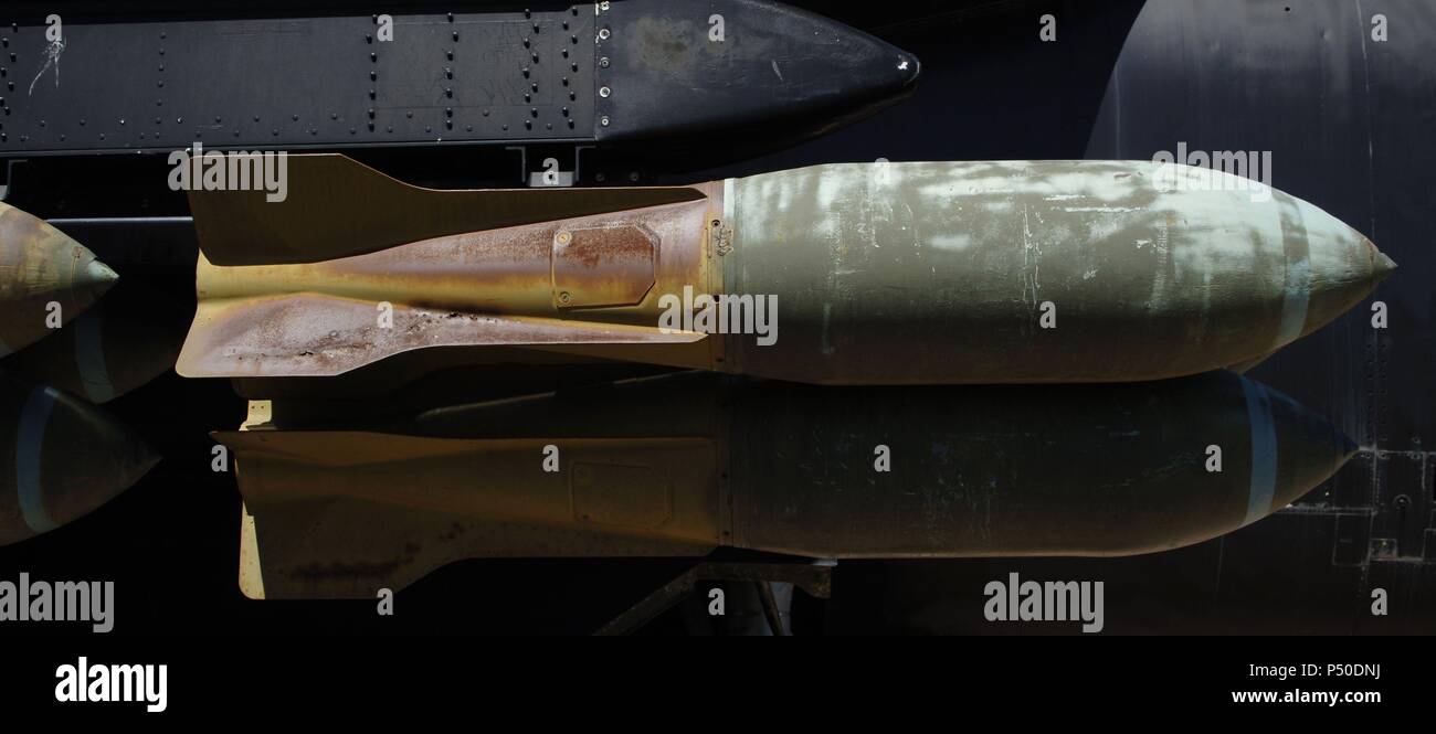Las mejores de las BOMBAS transportadas por un-B-52 D. Museo del Aire y el Espacio. Box Elder. Estado de Dakota del Sur. Estados Unidos. Stockfoto