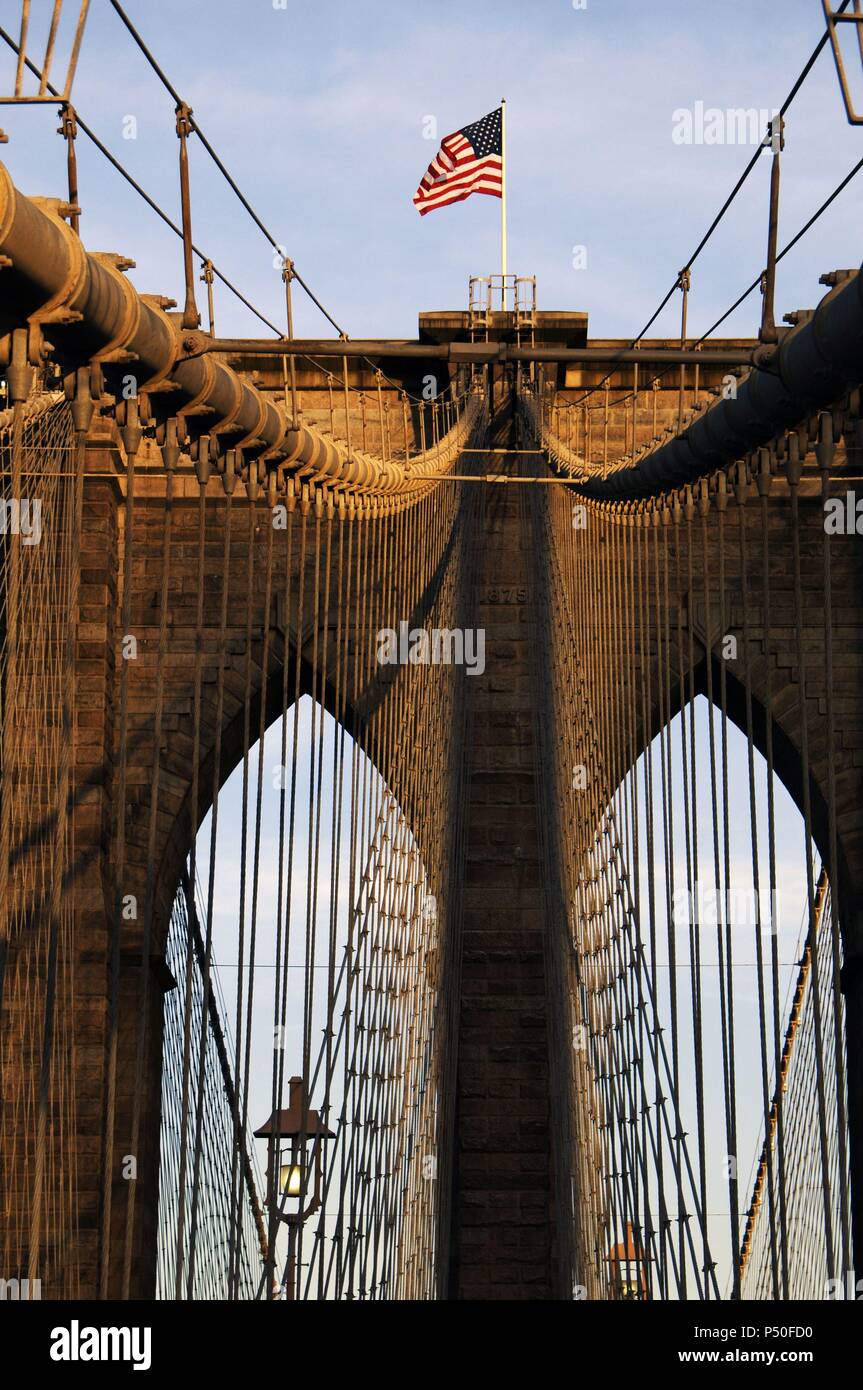 USA. New York. Brooklynbrücke. Entworfen von John Augustus Roebling. Wurde im Jahre 1883 eröffnet. Detail. Stockfoto