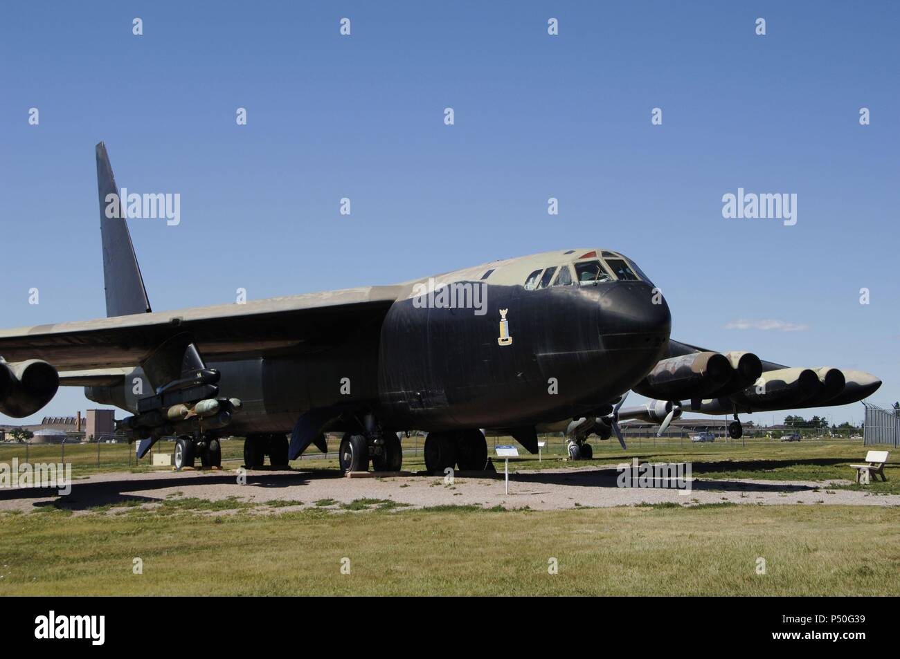 BOEING B-52 D TRATOFORTRESS'. El Primer prototipo de B-52 voló en abril de 1952. Este modelo fue adaptado para Los bombardeos Durante la Guerra de Vietnam. Concebido para hacer posible El desplazamiento de bombarderos en largas distancias. Museo del Aire y el Espacio. Box Elder. Estado de Dakota del Sur. Estados Unidos. Stockfoto