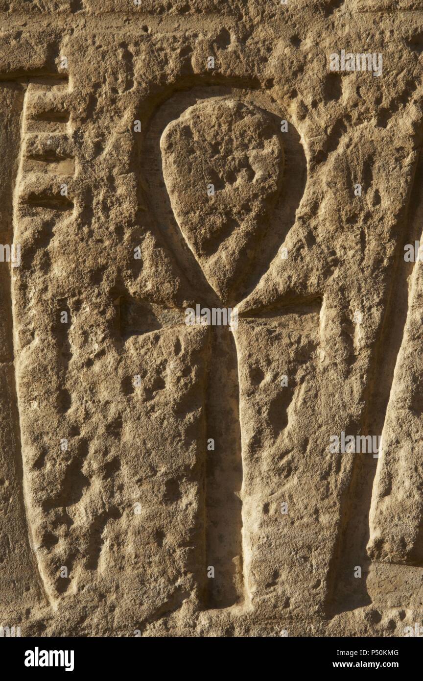 Mit dem Ankh. Tempel von Ramses III. Neuen Reich. Ägypten. Stockfoto