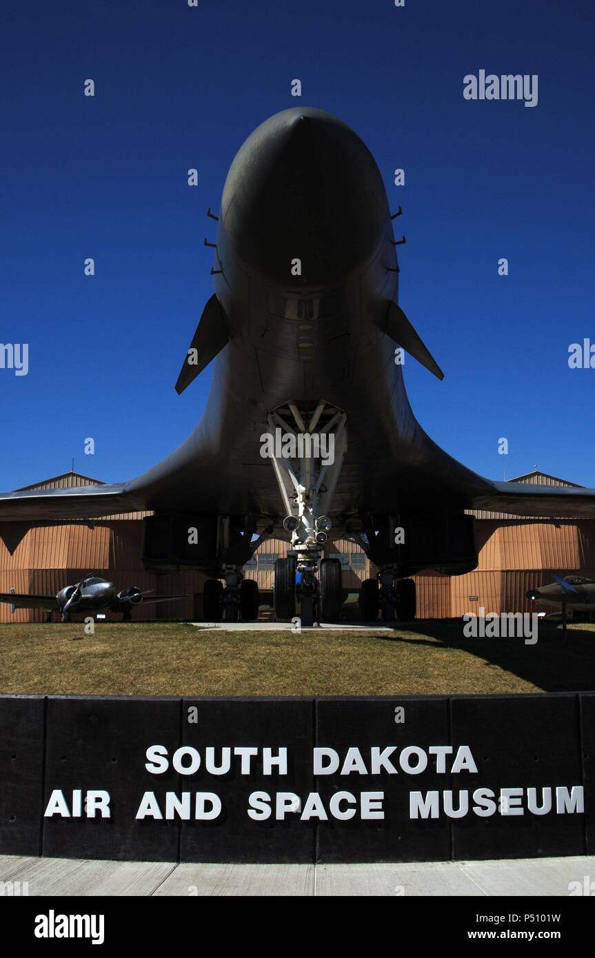 ROCKWELL B-1B "lancer". El Primer aparato Daten de Oct de 1985. Tiene varios récords mundiales de velocidad, autonomía en vuelo y Tiempo de descenso De aviones De Su clase. En su Origenes, fue empleado para operaciones de Combate contra Irak en 1988 Durante la OPERACION ZORRO DEL DESIERTO (DESERT FOX). Museo del Aire y el Espacio. Box Elder. Estado de Dakota del Sur. Estados Unidos. Stockfoto