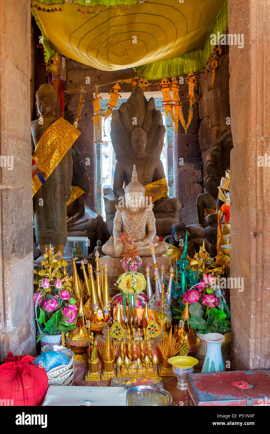 Buddhistische Heiligtum in Prasat Banan, in Battambang, Kambodscha Stockfoto