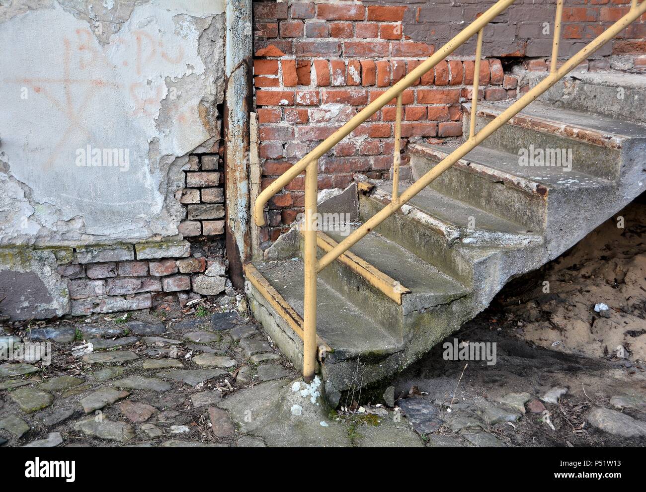 Alte marode Treppe Stockfoto