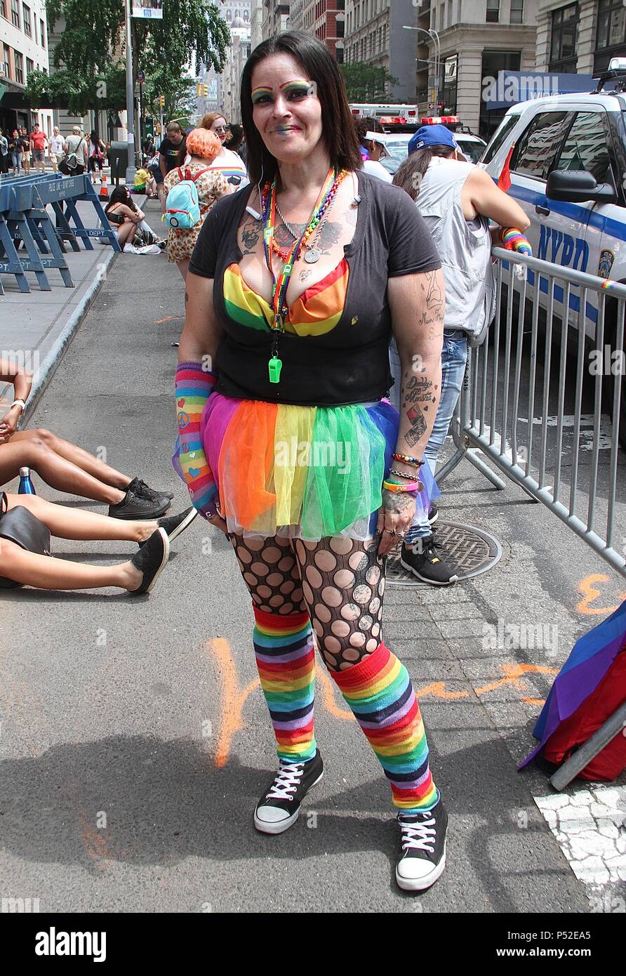 New York, NY, USA. 24. Juni, 2018. Die Teilnehmer der NYC 2018 Pride Parade in New York City, New York, am 24. Juni 2018. Credit: Rainmaker Foto/Media Punch/Alamy leben Nachrichten Stockfoto