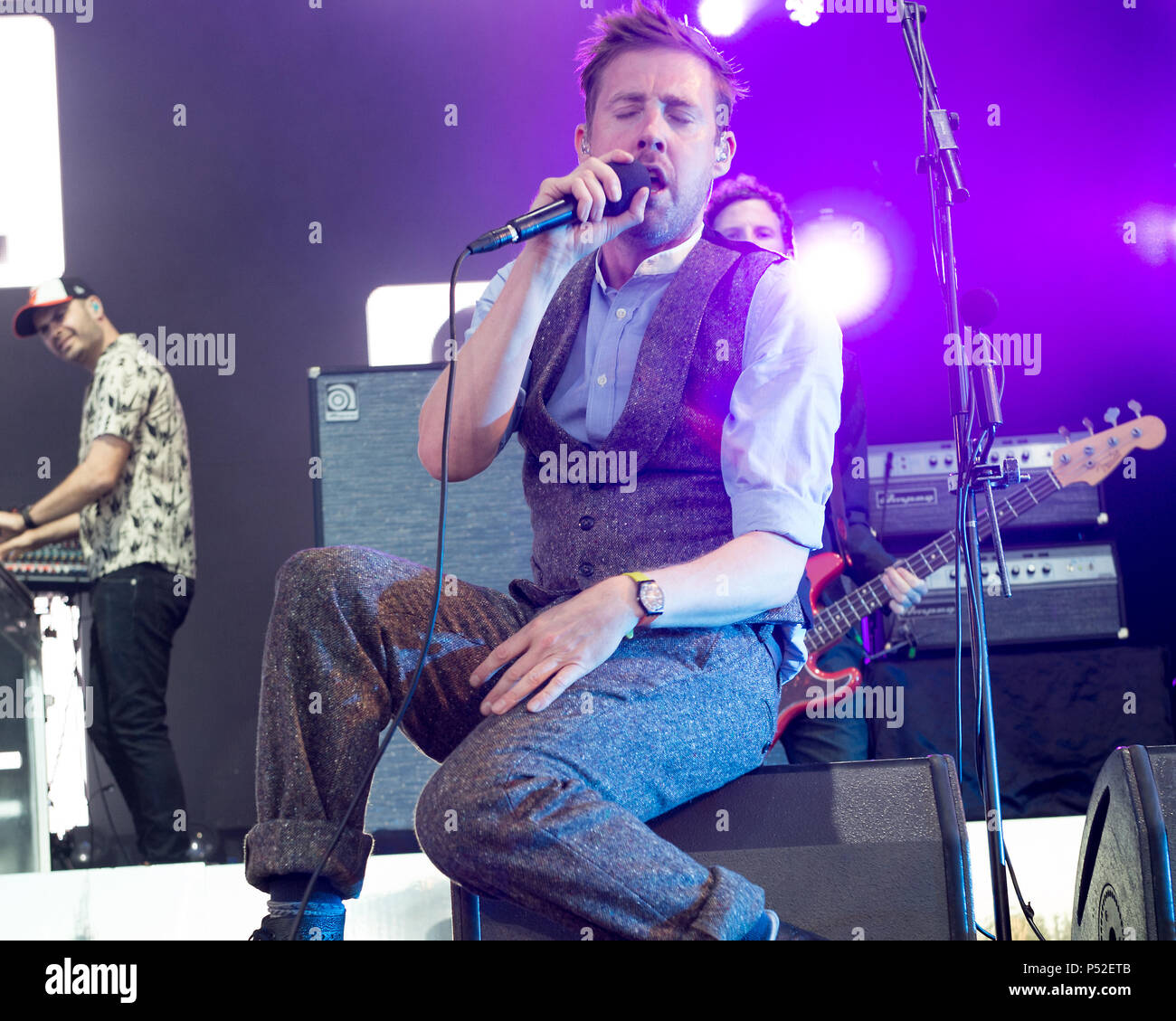 Edinburgh, Schottland, Großbritannien. 24. Juni, 2018. Die Kaiser Chiefs, in Konzert im Sommer Sessions, Dalkeith Country Park, Edinburgh, Große, UK. 24. Juni, 2018. Credit: Stuart Westwood/Alamy leben Nachrichten Stockfoto