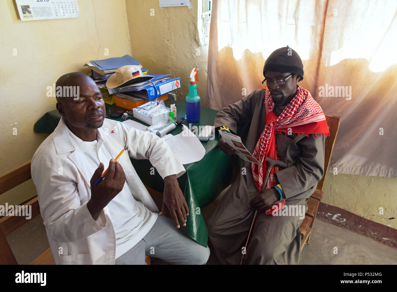 Kakuma, Kenia - Basic Augenheilkunde und Versorgung für Flüchtlinge im Flüchtlingslager Kakuma. Stockfoto