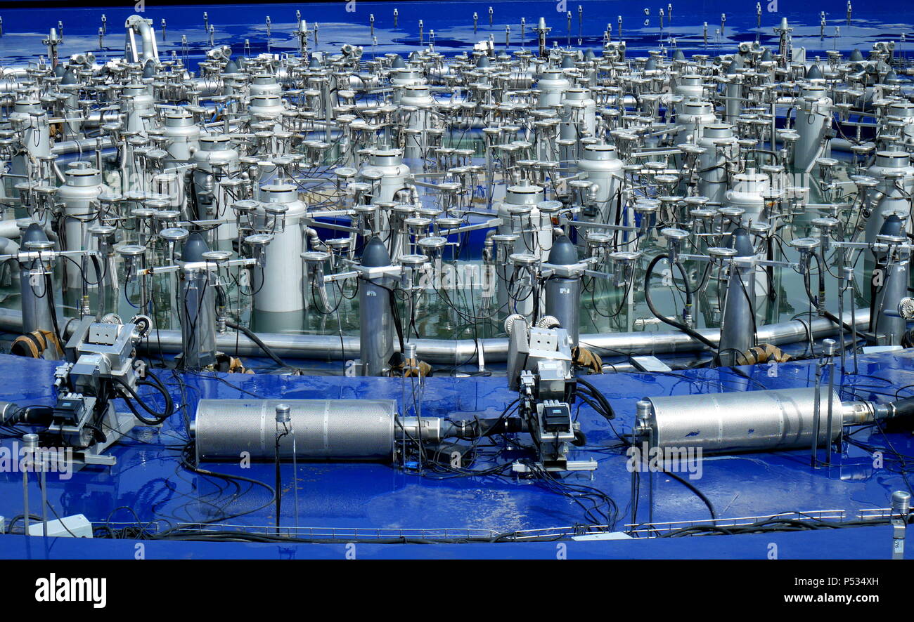 Brunnen Mechanismus unter Wartung an der Scheich Jaber Al Ahmad Kulturzentrum (JACC), das Opernhaus in Kuwait, Kuwait City, Kuwait Stockfoto