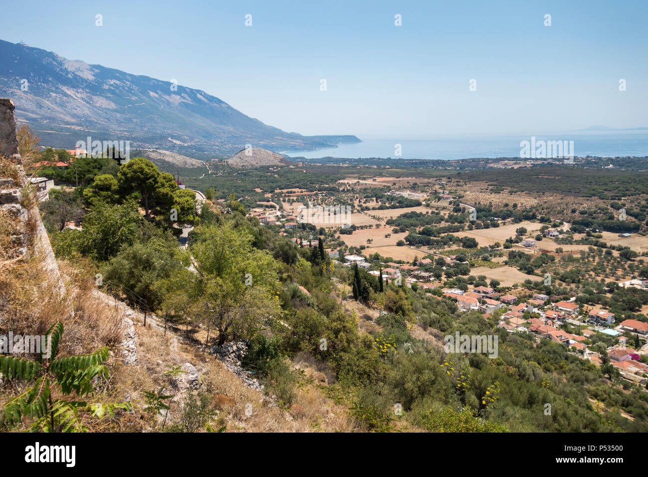 Ausblick auf die Landschaft vom Schloss von Saint George, Kefalonia, Griechenland Stockfoto