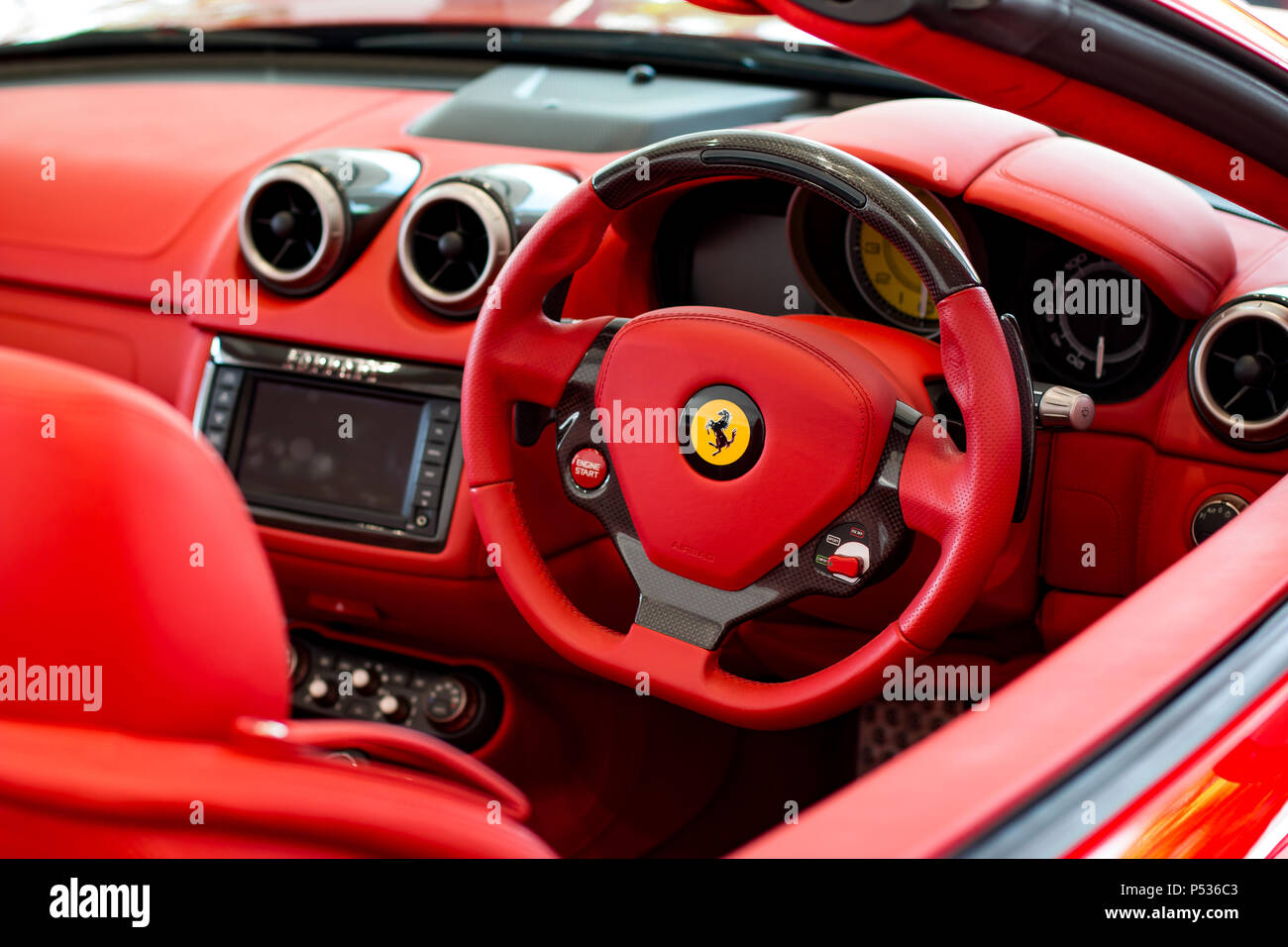 Das Innere des Ferrari California super Auto Stockfoto