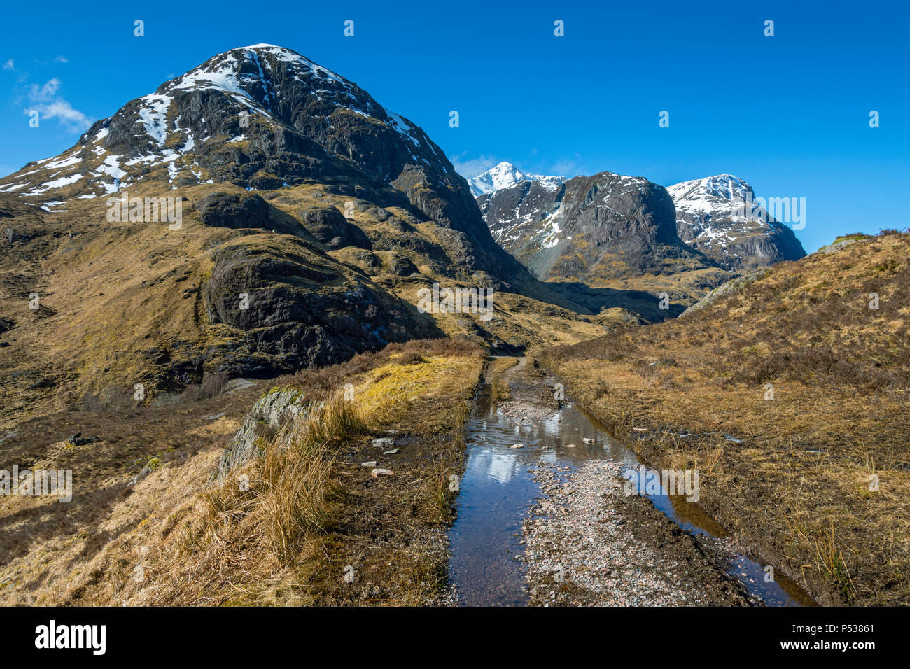 Die drei Schwestern, Beinn Fhada, Geàrr Aonach & Aonach Dubh, Bidean nam Bian Spektrum, von den alten militärischen Straße, Glencoe, Hochland, Schottland, Großbritannien Stockfoto