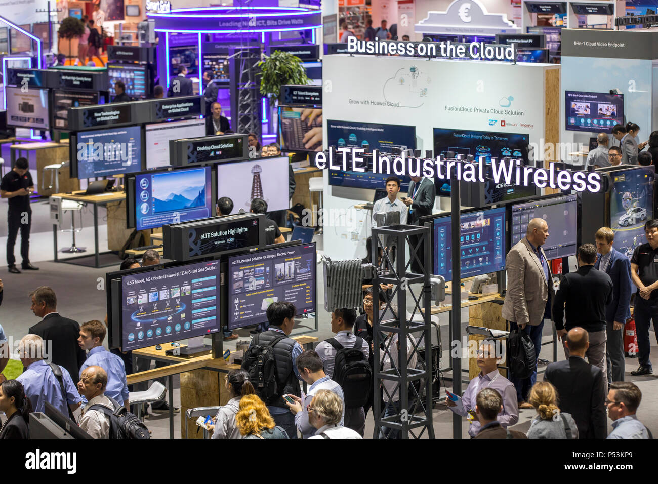 CEBIT 2018, der weltweit größten IT-Messe, Hannover, stand der Huawei Technologies, Halle 13, Deutschland Stockfoto
